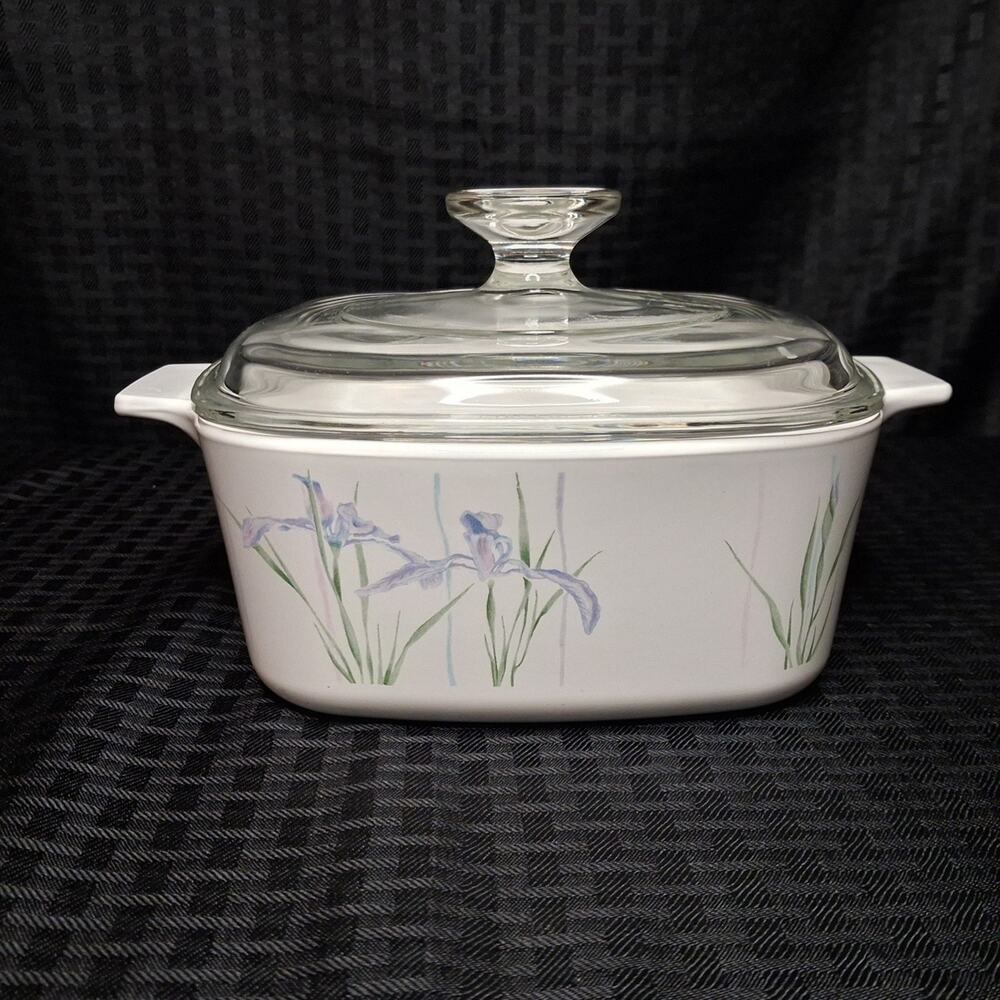 Vintage Corning Ware Shadow Iris A-1 1/2-B 1 .5 Liter Casserole Dish Baking Lid